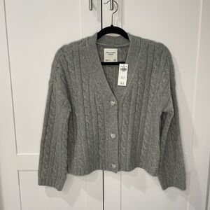 Abercrombie & Fitch Heather Gray Cable Knit Cardigan